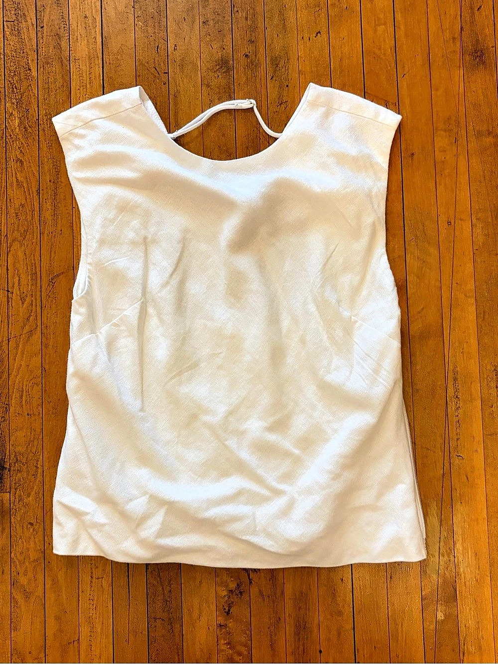 Abercrombie and Fitch White Sleeveless Top